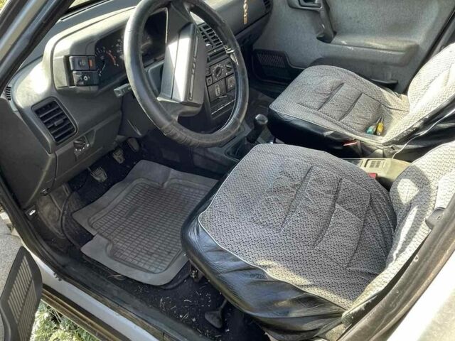 Серый ВАЗ 2111, объемом двигателя 0 л и пробегом 309 тыс. км за 1500 $, фото 1 на Automoto.ua