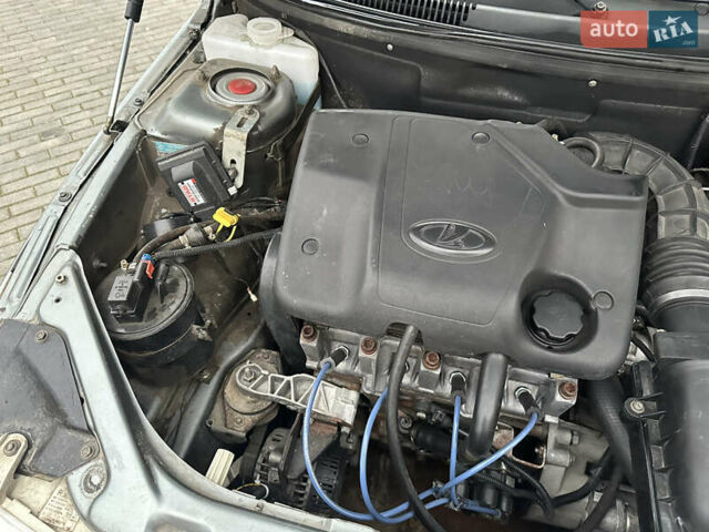 Серый ВАЗ 2111, объемом двигателя 1.6 л и пробегом 274 тыс. км за 2800 $, фото 20 на Automoto.ua