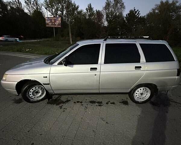 Серый ВАЗ 2111, объемом двигателя 1.5 л и пробегом 88 тыс. км за 1850 $, фото 1 на Automoto.ua