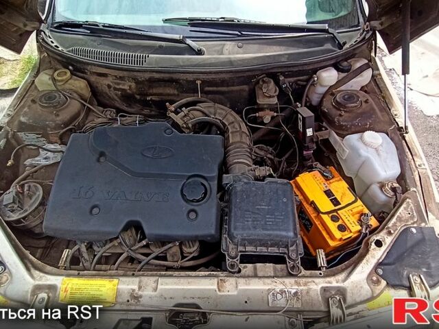 Сірий ВАЗ 2111, об'ємом двигуна 1.6 л та пробігом 124 тис. км за 2200 $, фото 5 на Automoto.ua
