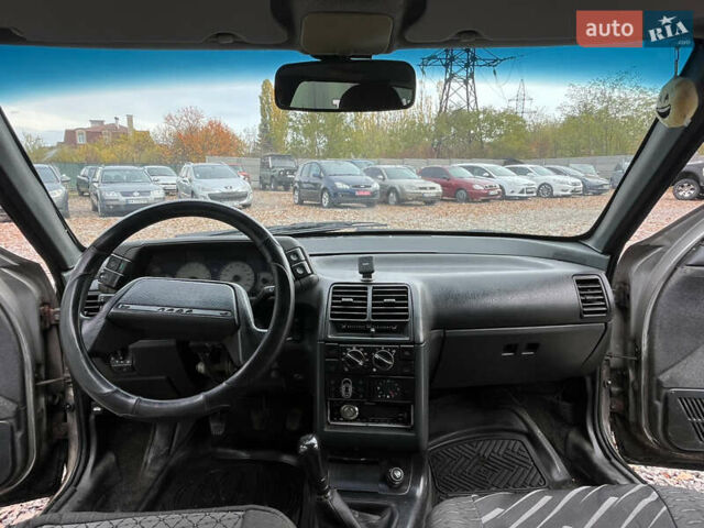 ВАЗ 2111 2007 в Харькове на Automoto.ua Серый ВАЗ 2111, объемом двигателя 1.6 л и пробегом 230 тыс. км за 900 $, фото 12 на Automoto.ua