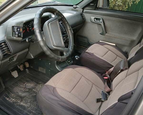 Сірий ВАЗ 2111, об'ємом двигуна 1.6 л та пробігом 199 тис. км за 2500 $, фото 4 на Automoto.ua