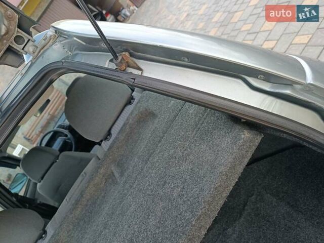 Сірий ВАЗ 2111, об'ємом двигуна 1.6 л та пробігом 255 тис. км за 2300 $, фото 43 на Automoto.ua