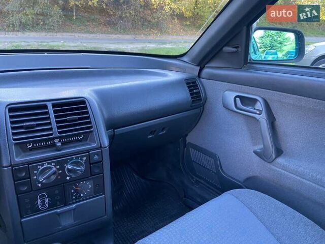 Сірий ВАЗ 2111, об'ємом двигуна 1.6 л та пробігом 80 тис. км за 2850 $, фото 15 на Automoto.ua