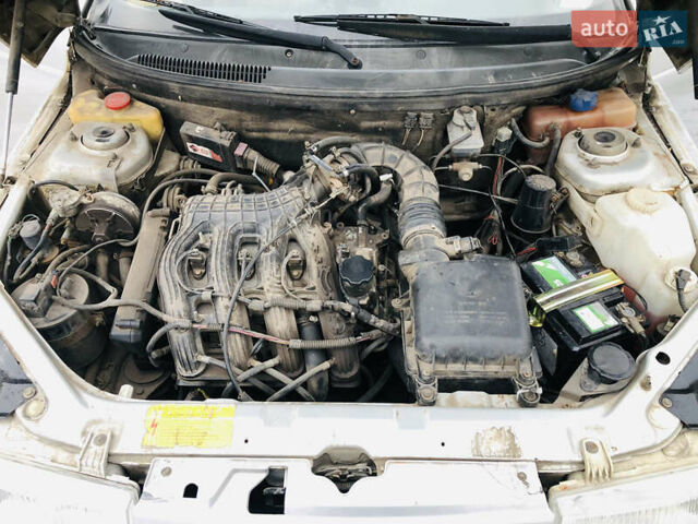 Сірий ВАЗ 2111, об'ємом двигуна 1.6 л та пробігом 200 тис. км за 1700 $, фото 10 на Automoto.ua