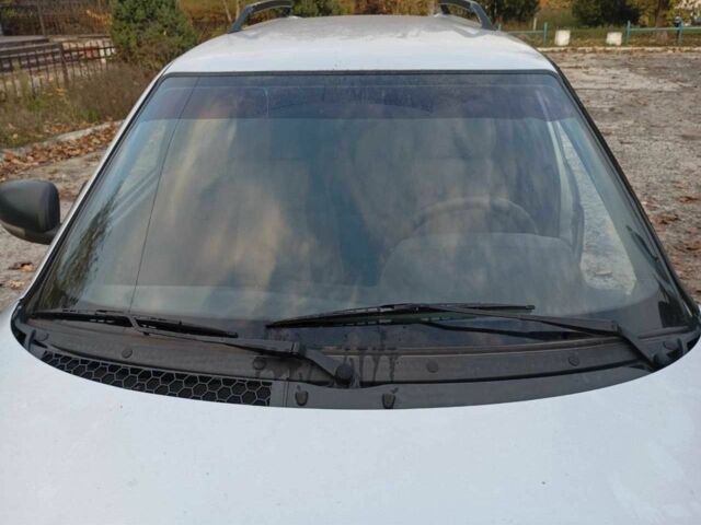 Серый ВАЗ 2111, объемом двигателя 0 л и пробегом 195 тыс. км за 1300 $, фото 1 на Automoto.ua