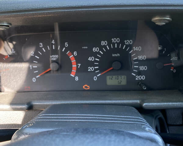 Сірий ВАЗ 2111, об'ємом двигуна 1.6 л та пробігом 121 тис. км за 2200 $, фото 5 на Automoto.ua