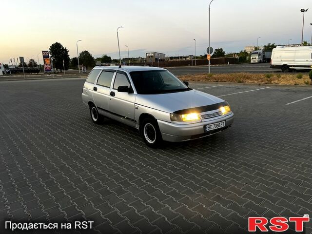 Серый ВАЗ 2111, объемом двигателя 1.6 л и пробегом 214 тыс. км за 1400 $, фото 3 на Automoto.ua