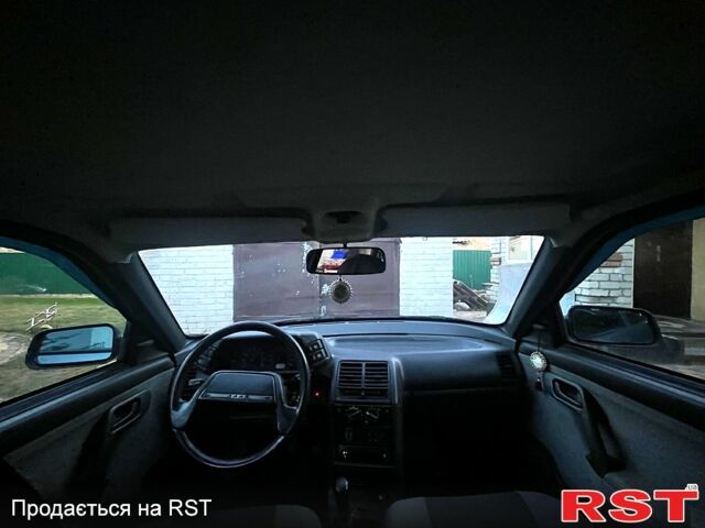 Серый ВАЗ 2111, объемом двигателя 1.6 л и пробегом 140 тыс. км за 2830 $, фото 4 на Automoto.ua