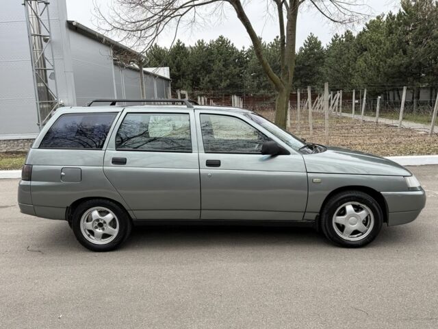 Серый ВАЗ 2111, объемом двигателя 1.6 л и пробегом 200 тыс. км за 1950 $, фото 4 на Automoto.ua