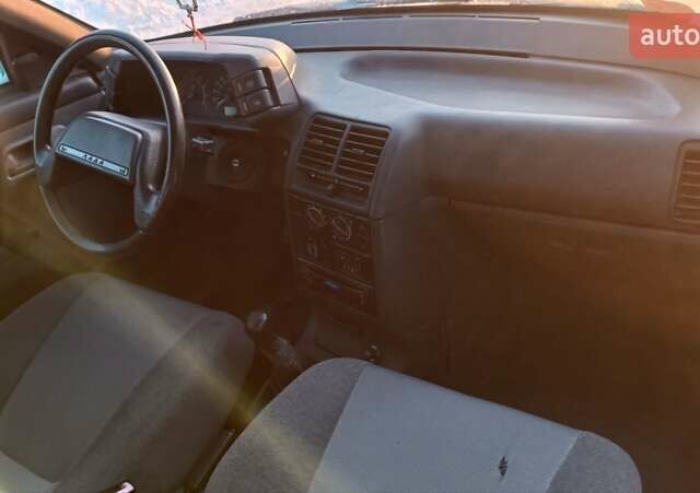 Серый ВАЗ 2111, объемом двигателя 1.6 л и пробегом 107 тыс. км за 1350 $, фото 39 на Automoto.ua