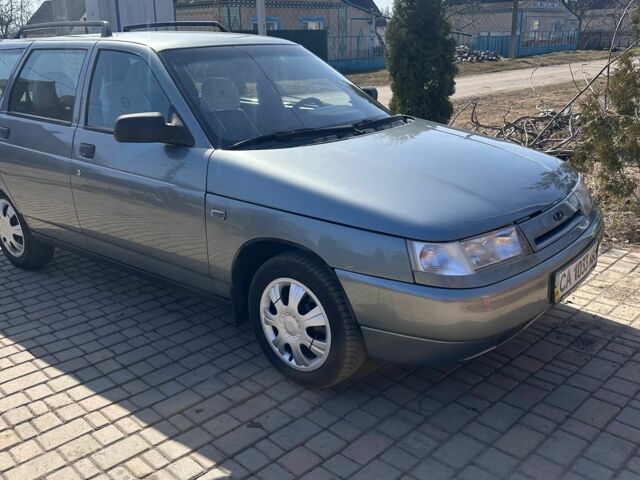 Серый ВАЗ 2111, объемом двигателя 1.6 л и пробегом 180 тыс. км за 2800 $, фото 1 на Automoto.ua