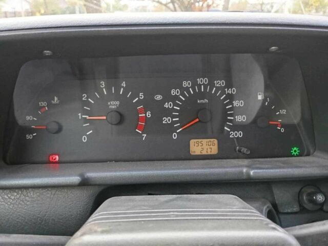 Серый ВАЗ 2111, объемом двигателя 0 л и пробегом 195 тыс. км за 1300 $, фото 11 на Automoto.ua