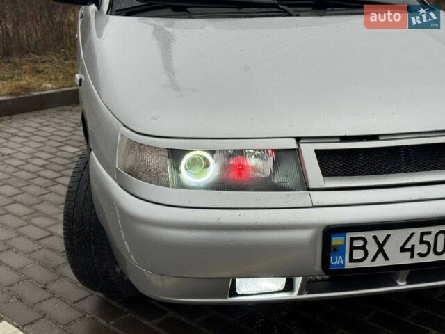 Серый ВАЗ 2111, объемом двигателя 1.6 л и пробегом 226 тыс. км за 2500 $, фото 3 на Automoto.ua