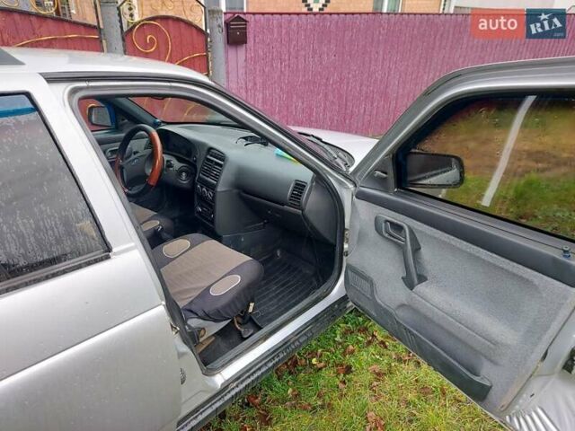 Сірий ВАЗ 2111, об'ємом двигуна 1.6 л та пробігом 157 тис. км за 1700 $, фото 7 на Automoto.ua