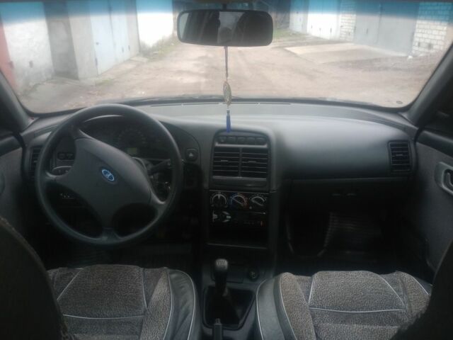 ВАЗ 2111 2008 в Овруче на Automoto.ua Серый ВАЗ 2111, объемом двигателя 1.6 л и пробегом 117 тыс. км за 1890 $, фото 3 на Automoto.ua