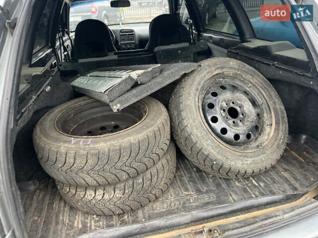 Серый ВАЗ 2111, объемом двигателя 1.6 л и пробегом 120 тыс. км за 2100 $, фото 11 на Automoto.ua