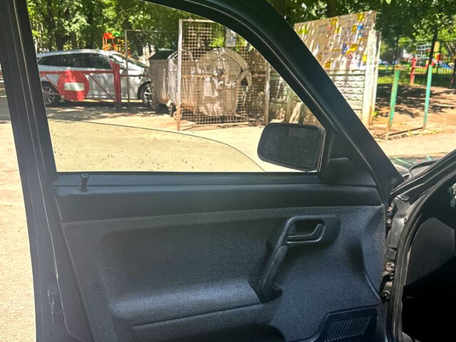 Серый ВАЗ 2111, объемом двигателя 1.6 л и пробегом 177 тыс. км за 2450 $, фото 7 на Automoto.ua