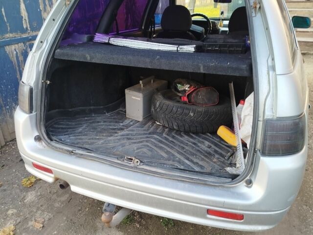 Серый ВАЗ 2111, объемом двигателя 0 л и пробегом 275 тыс. км за 1800 $, фото 4 на Automoto.ua