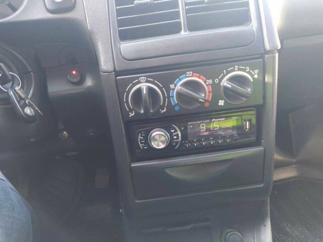 Серый ВАЗ 2111, объемом двигателя 1.6 л и пробегом 202 тыс. км за 2850 $, фото 14 на Automoto.ua