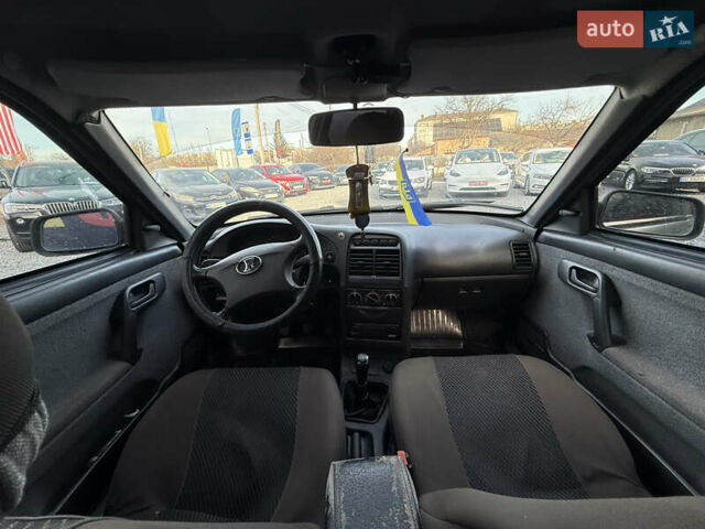 Серый ВАЗ 2111, объемом двигателя 1.6 л и пробегом 270 тыс. км за 1550 $, фото 10 на Automoto.ua