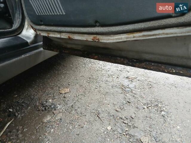 Серый ВАЗ 2111, объемом двигателя 1.6 л и пробегом 378 тыс. км за 1500 $, фото 5 на Automoto.ua