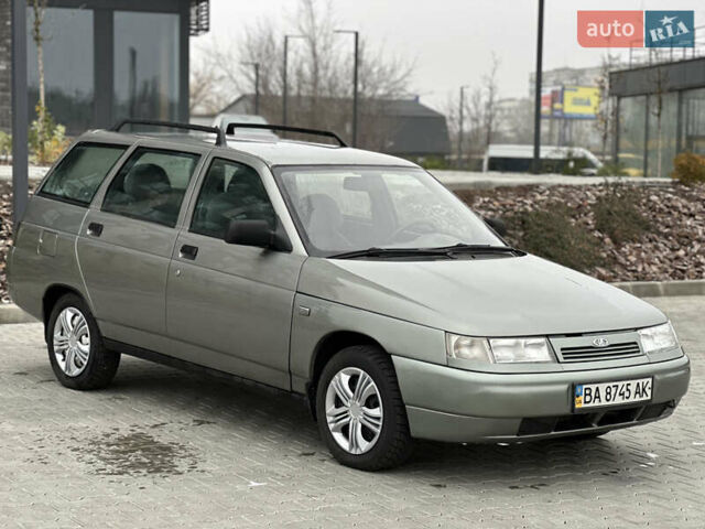 Серый ВАЗ 2111, объемом двигателя 1.5 л и пробегом 138 тыс. км за 2750 $, фото 4 на Automoto.ua