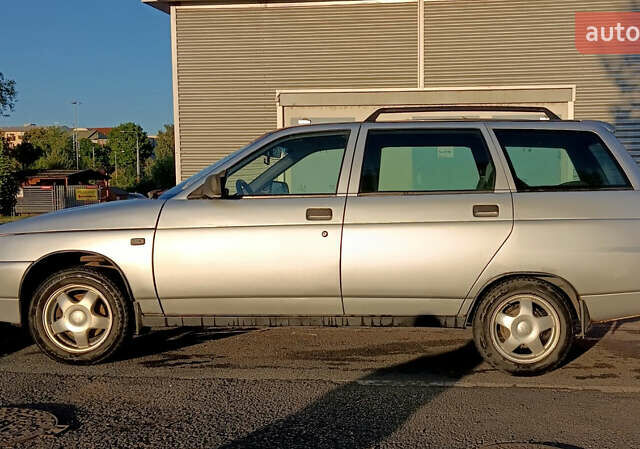 Сірий ВАЗ 2111, об'ємом двигуна 1.6 л та пробігом 182 тис. км за 2100 $, фото 4 на Automoto.ua