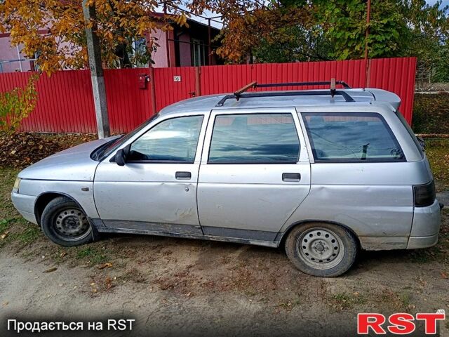 Серый ВАЗ 2111, объемом двигателя 1.6 л и пробегом 384 тыс. км за 700 $, фото 3 на Automoto.ua