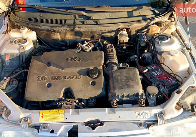 Сірий ВАЗ 2111, об'ємом двигуна 1.6 л та пробігом 182 тис. км за 2100 $, фото 9 на Automoto.ua