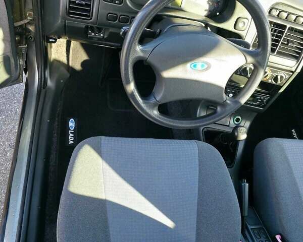 ВАЗ 2111 2008 в Киеве на Automoto.ua Серый ВАЗ 2111, объемом двигателя 1.6 л и пробегом 56 тыс. км за 3600 $, фото 54 на Automoto.ua