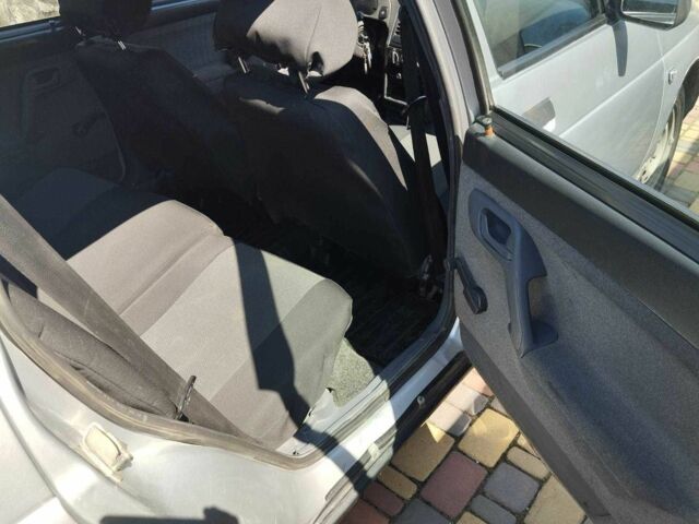 Серый ВАЗ 2111, объемом двигателя 0 л и пробегом 248 тыс. км за 1708 $, фото 9 на Automoto.ua