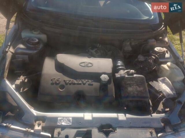 ВАЗ 2111 2008 в Овруче на Automoto.ua Серый ВАЗ 2111, объемом двигателя 1.6 л и пробегом 117 тыс. км за 1890 $, фото 8 на Automoto.ua