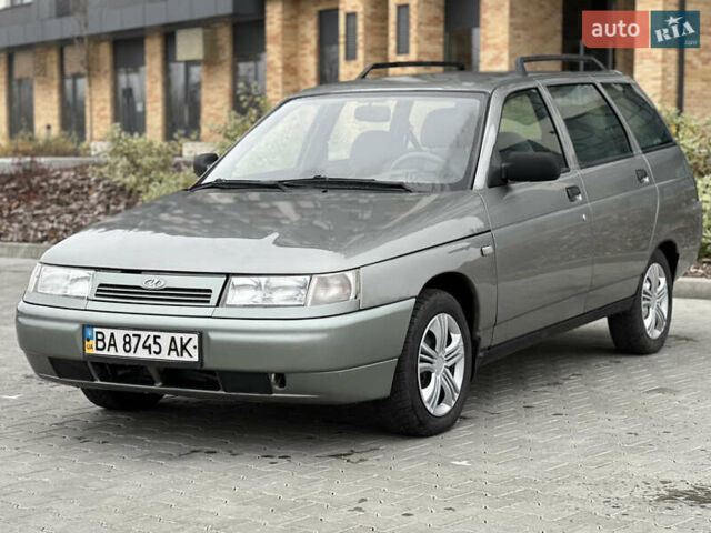 Серый ВАЗ 2111, объемом двигателя 1.5 л и пробегом 138 тыс. км за 2750 $, фото 1 на Automoto.ua