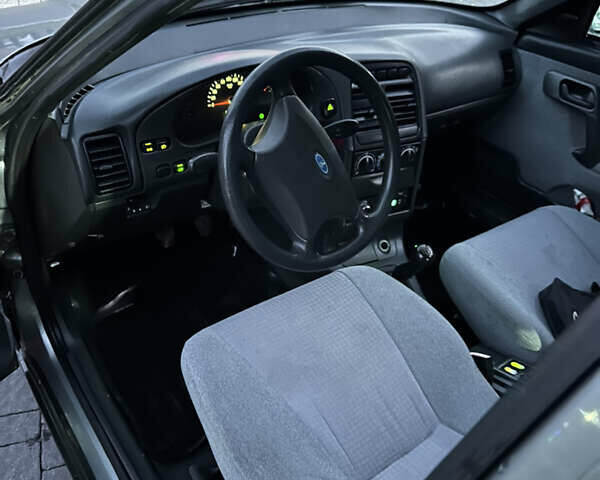 Сірий ВАЗ 2111, об'ємом двигуна 1.6 л та пробігом 100 тис. км за 2200 $, фото 32 на Automoto.ua
