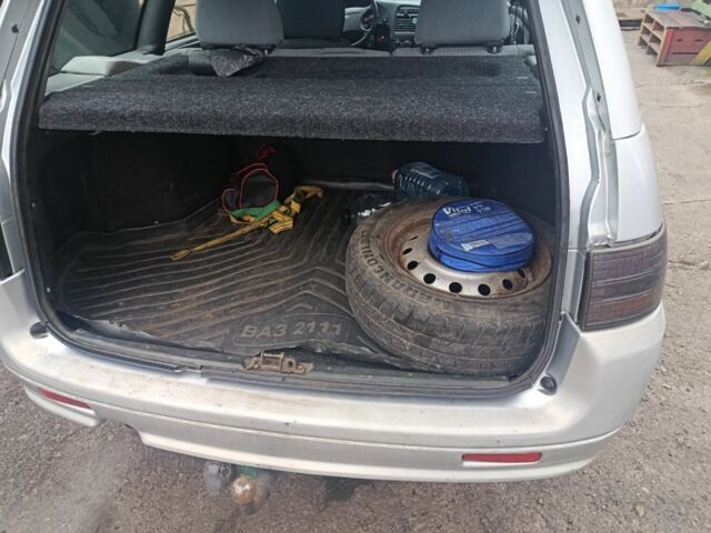 Серый ВАЗ 2111, объемом двигателя 1.6 л и пробегом 123 тыс. км за 3200 $, фото 8 на Automoto.ua