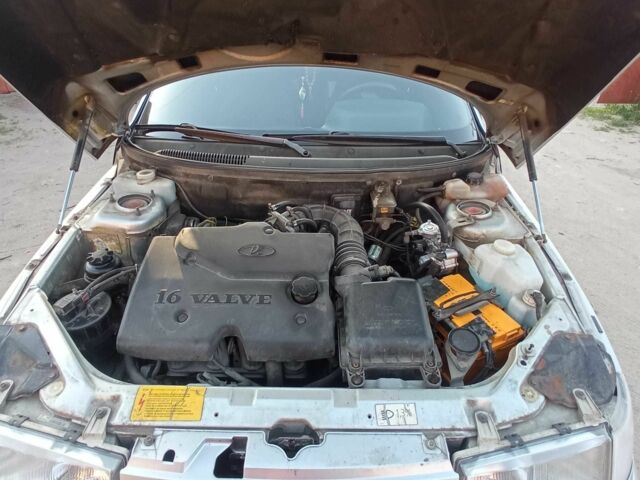 Сірий ВАЗ 2111, об'ємом двигуна 1.6 л та пробігом 186 тис. км за 2600 $, фото 17 на Automoto.ua
