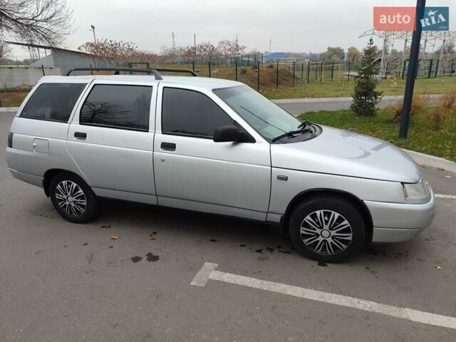 Серый ВАЗ 2111, объемом двигателя 1.6 л и пробегом 179 тыс. км за 2800 $, фото 1 на Automoto.ua