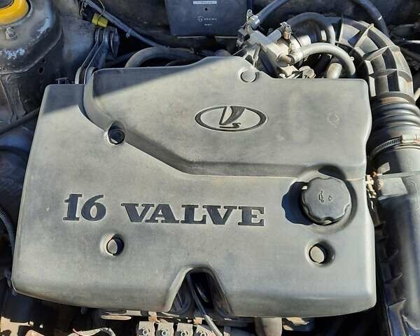 Серый ВАЗ 2111, объемом двигателя 1.6 л и пробегом 295 тыс. км за 2350 $, фото 12 на Automoto.ua