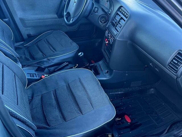 Серый ВАЗ 2111, объемом двигателя 1.6 л и пробегом 190 тыс. км за 1850 $, фото 6 на Automoto.ua