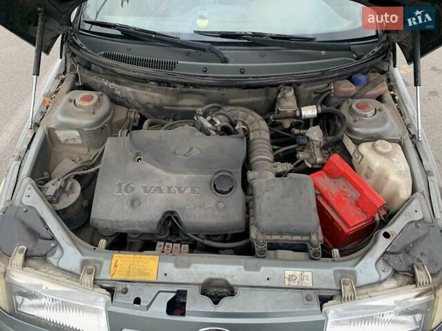 Серый ВАЗ 2111, объемом двигателя 1.6 л и пробегом 245 тыс. км за 1600 $, фото 7 на Automoto.ua