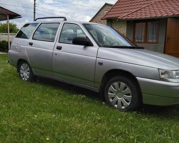 Серый ВАЗ 2111, объемом двигателя 1.62 л и пробегом 137 тыс. км за 2400 $, фото 2 на Automoto.ua