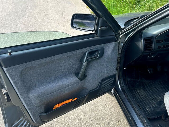 Серый ВАЗ 2111, объемом двигателя 1.6 л и пробегом 177 тыс. км за 2450 $, фото 9 на Automoto.ua