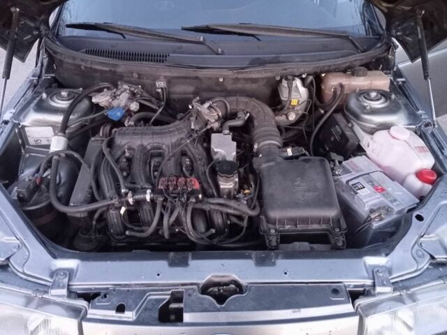 Сірий ВАЗ 2111, об'ємом двигуна 1.6 л та пробігом 180 тис. км за 2550 $, фото 3 на Automoto.ua