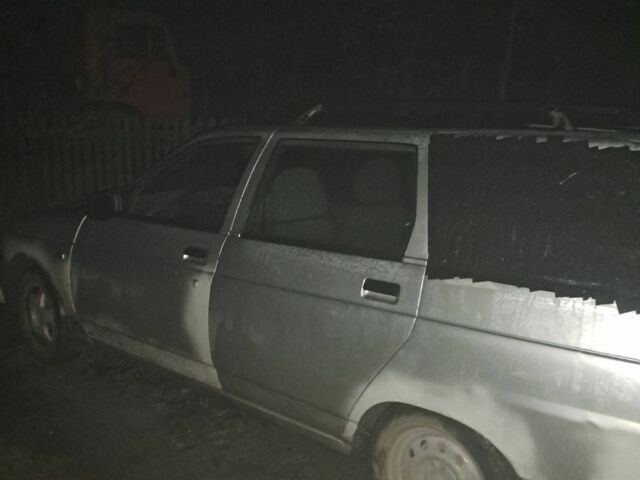 Серый ВАЗ 2111, объемом двигателя 1.5 л и пробегом 96 тыс. км за 520 $, фото 5 на Automoto.ua