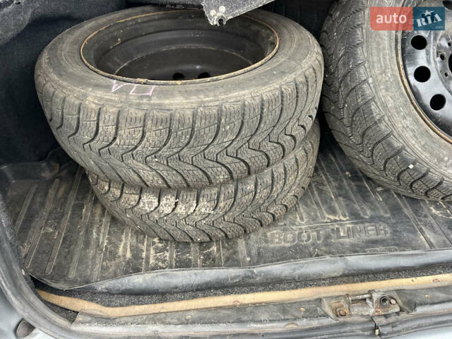 Серый ВАЗ 2111, объемом двигателя 1.6 л и пробегом 120 тыс. км за 2100 $, фото 10 на Automoto.ua