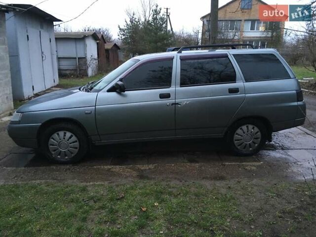 Серый ВАЗ 2111, объемом двигателя 1.6 л и пробегом 180 тыс. км за 3000 $, фото 2 на Automoto.ua