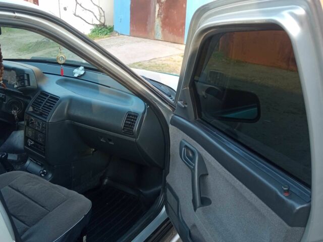 Сірий ВАЗ 2111, об'ємом двигуна 1.6 л та пробігом 186 тис. км за 2600 $, фото 11 на Automoto.ua