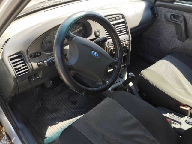 Серый ВАЗ 2111, объемом двигателя 0 л и пробегом 248 тыс. км за 1708 $, фото 8 на Automoto.ua