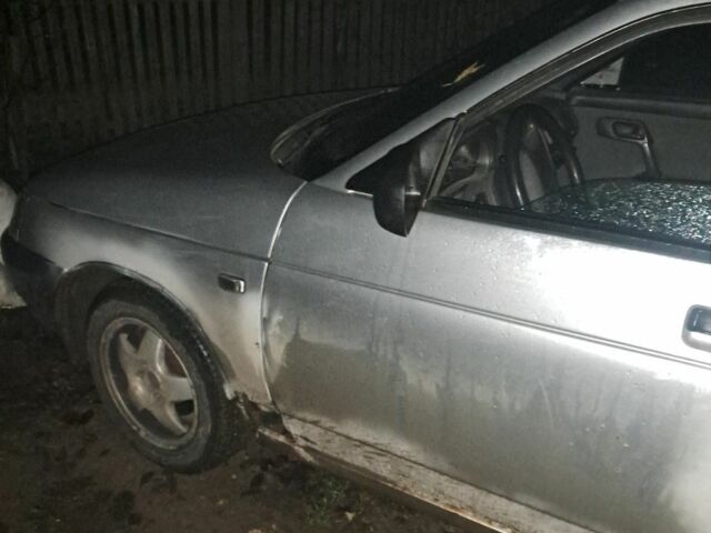 Серый ВАЗ 2111, объемом двигателя 1.5 л и пробегом 96 тыс. км за 520 $, фото 2 на Automoto.ua